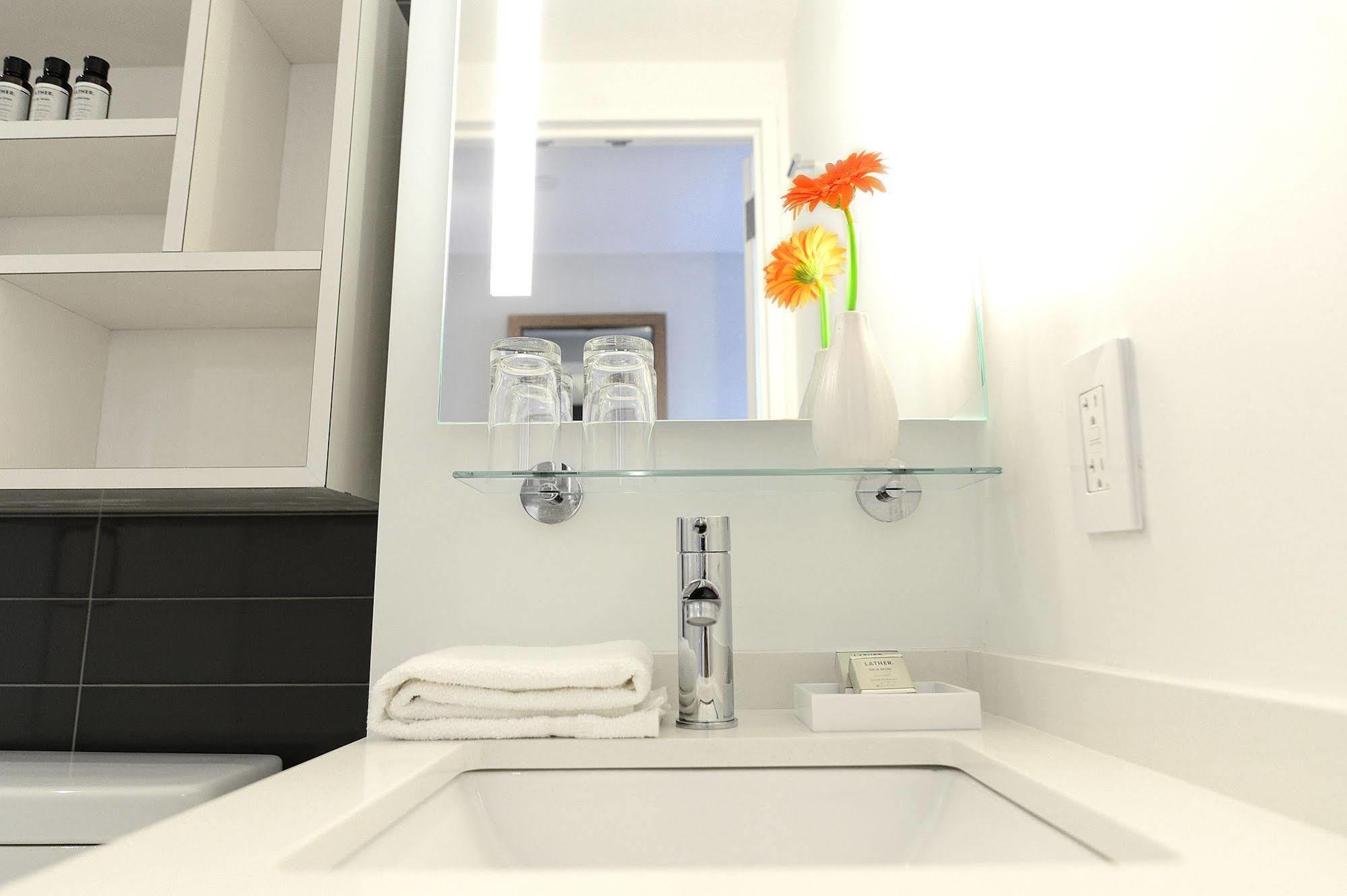 ניו יורק Edge Hotel Washington Heights מראה חיצוני תמונה